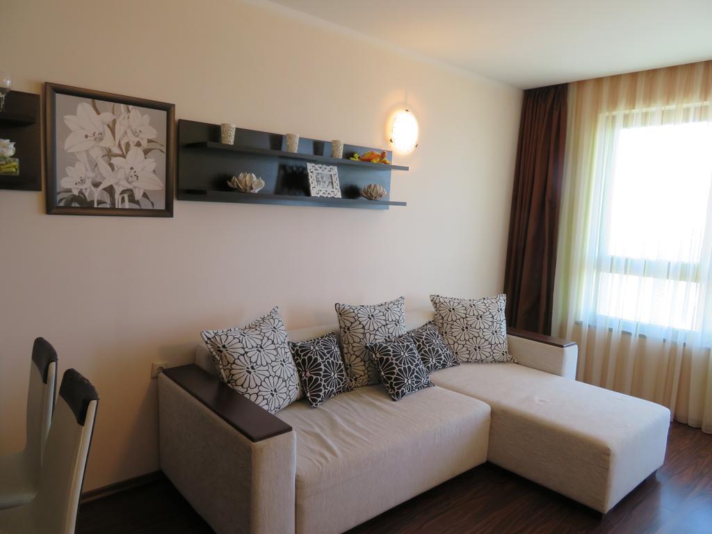 Apartments Sirena First Line - Апартаменти Сирена На Първа Линия Aranyhomok Kültér fotó
