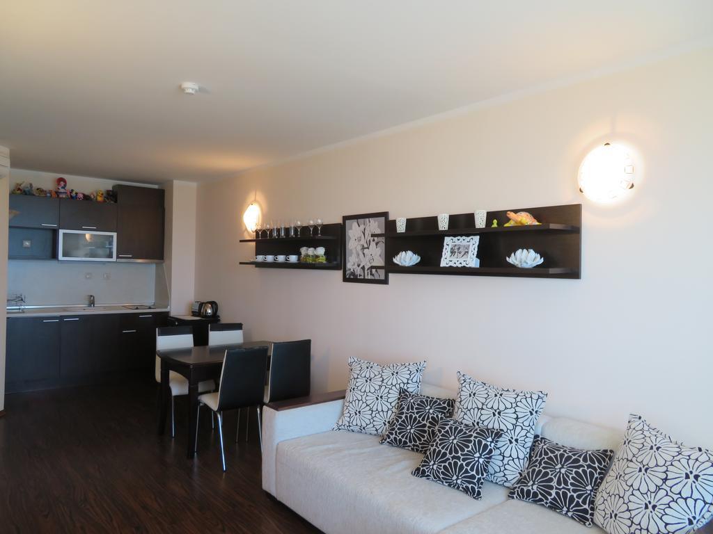 Apartments Sirena First Line - Апартаменти Сирена На Първа Линия Aranyhomok Kültér fotó